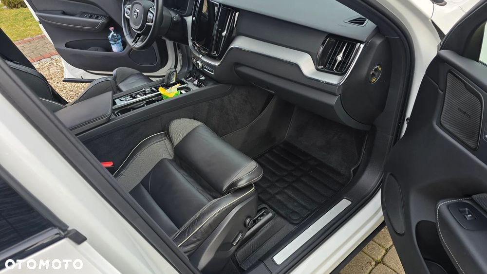Volvo XC 60 - 13