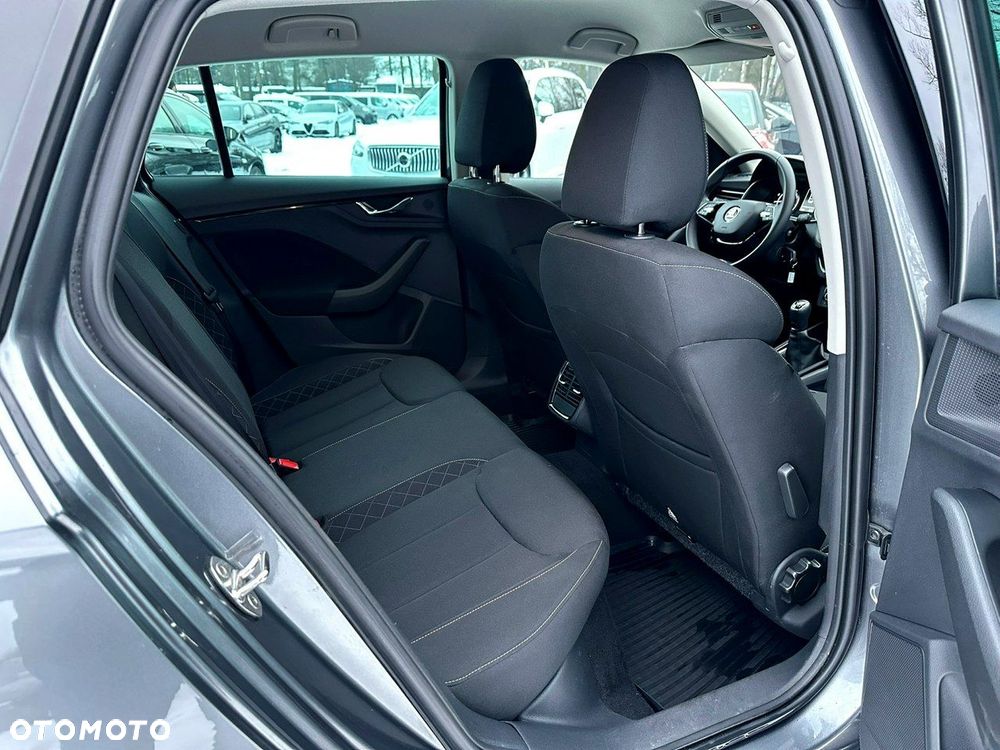 Skoda Scala 1.0 TSI Ambition - 17