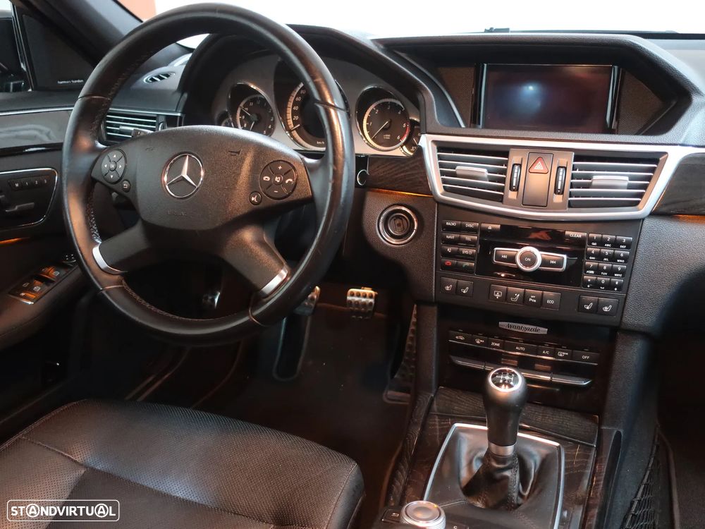 Mercedes-Benz E 250 CDi Avantgarde BlueEfficiency - 18