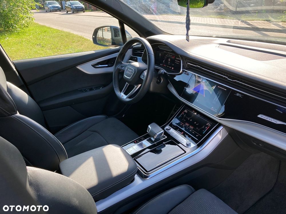 Audi Q7 55 TFSI mHEV Quattro S Line Tiptr - 11