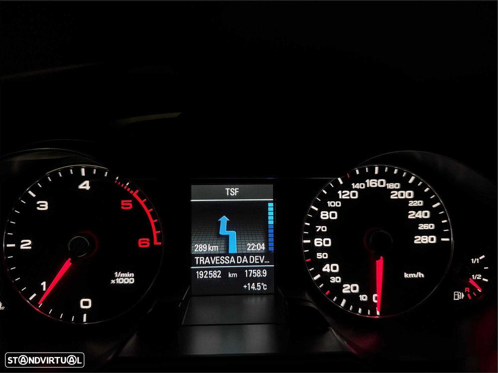 Audi A4 Avant 2.0 TDI S-line - 38