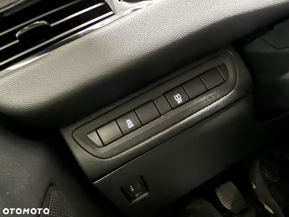 Peugeot 208 1.0 PureTech Access - 30