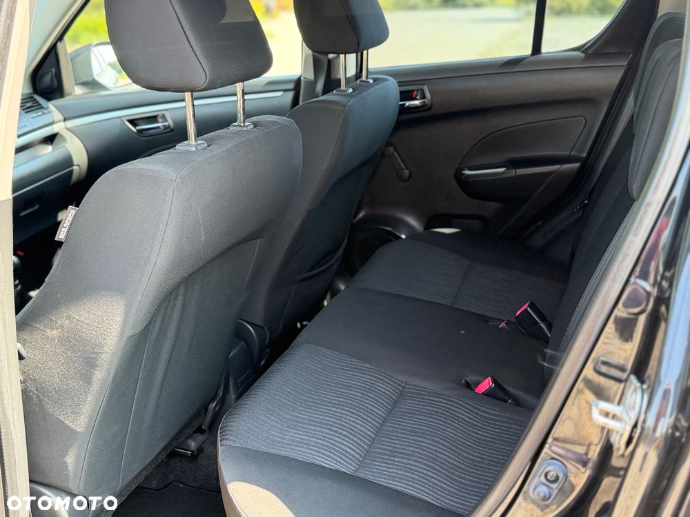 Suzuki Swift - 11