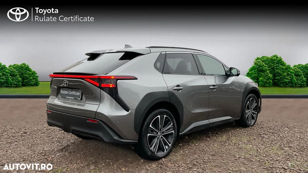 Toyota BZ4X 150 KW FWD (4x2) Luxury Style - 8