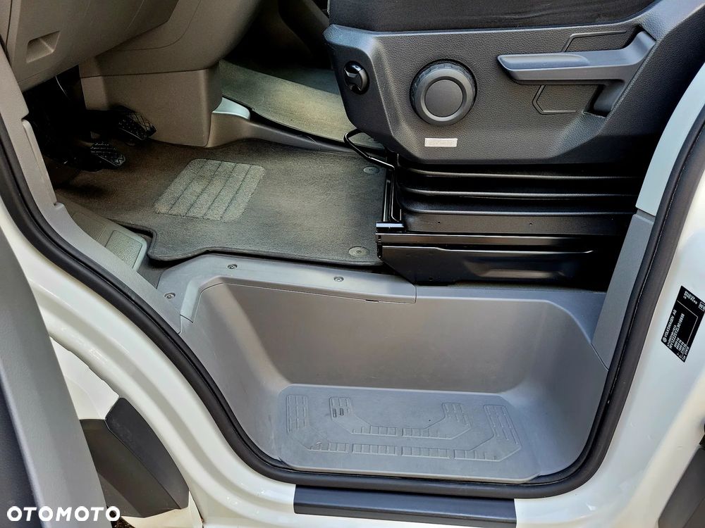 Volkswagen Crafter 35 BiTDI (14,4m3) - 19