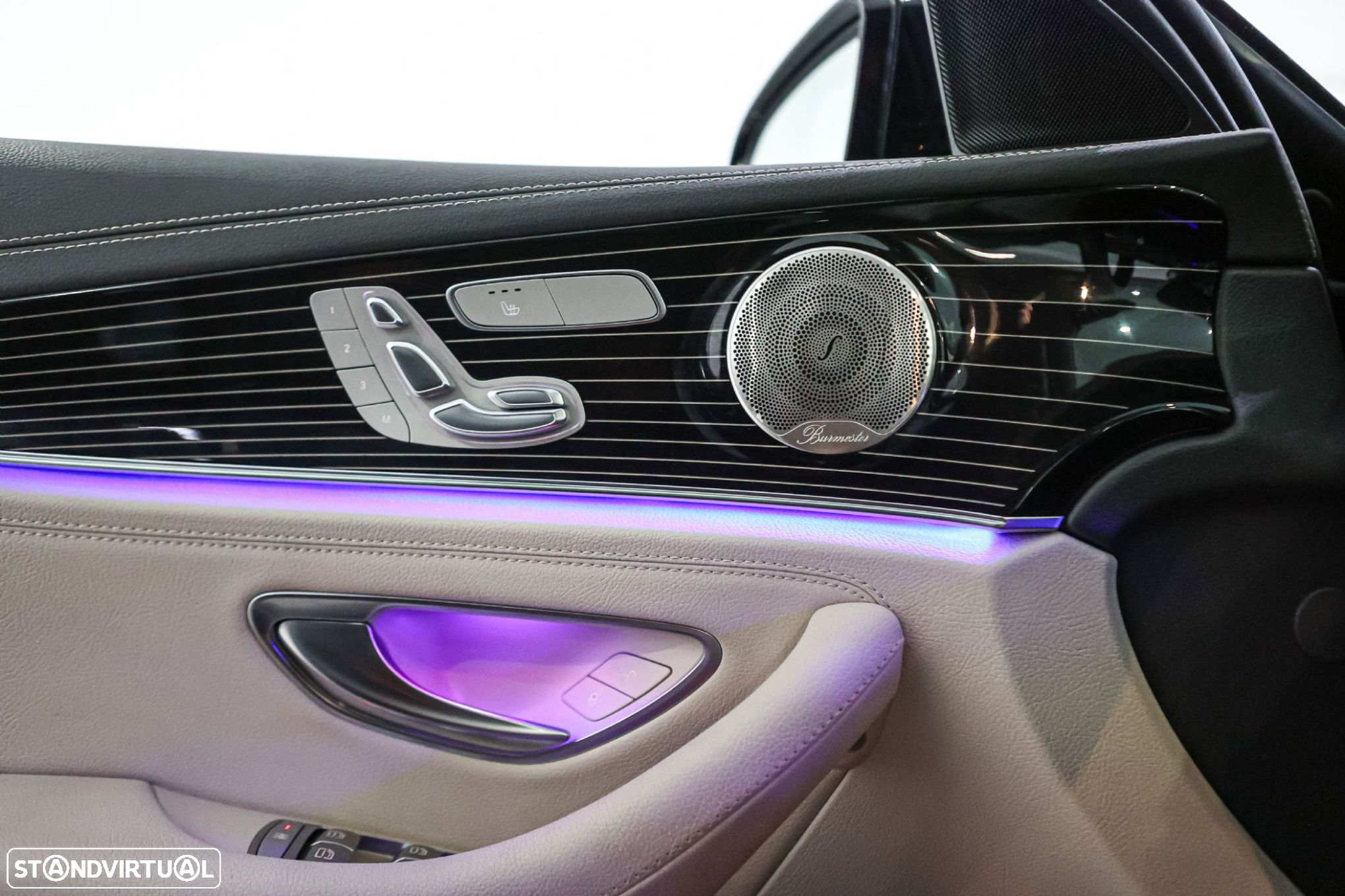 Mercedes-Benz E 300 de Exclusive Line 4Matic - 16
