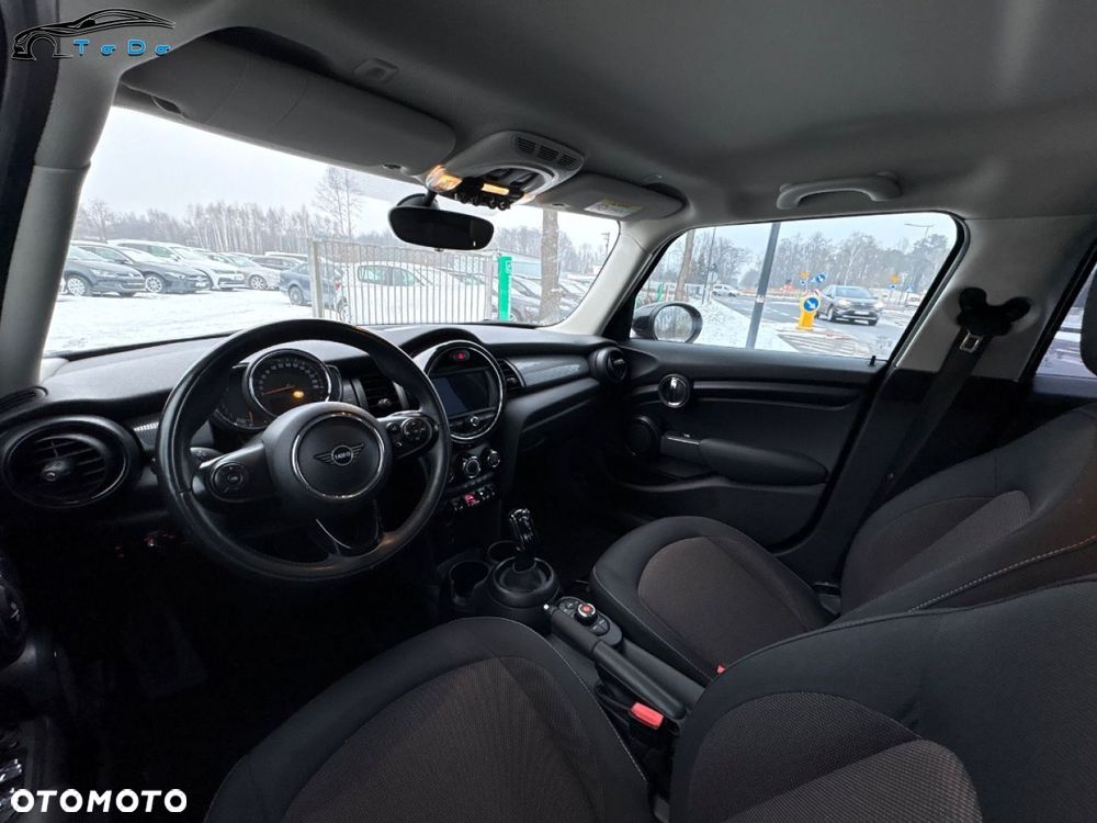 MINI Cooper Seven Chili - 26