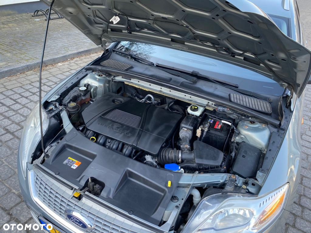 Ford Mondeo 2.0 Titanium - 9