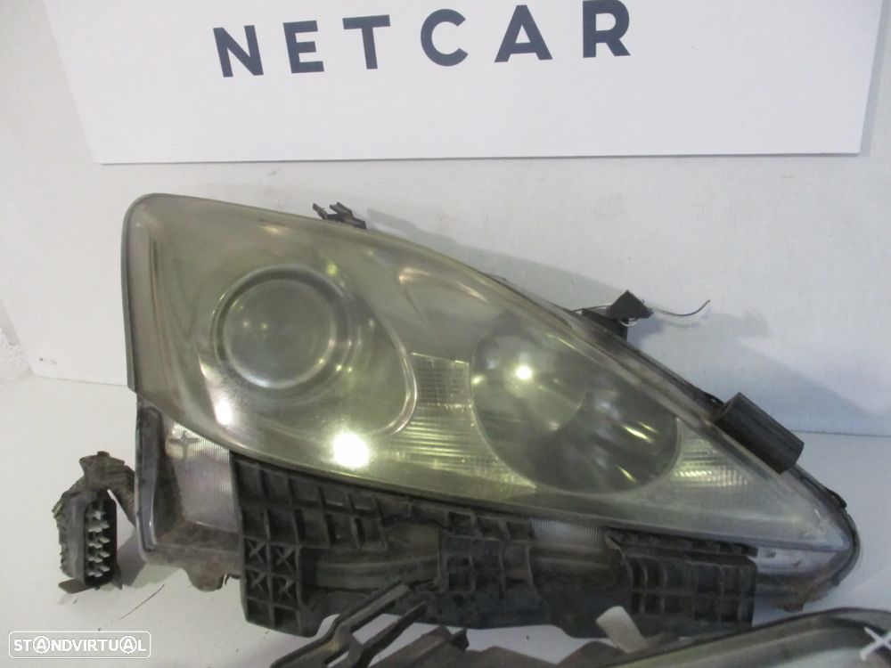 Farol optica xenon esquerdo Lexus IS220 2007 - 3