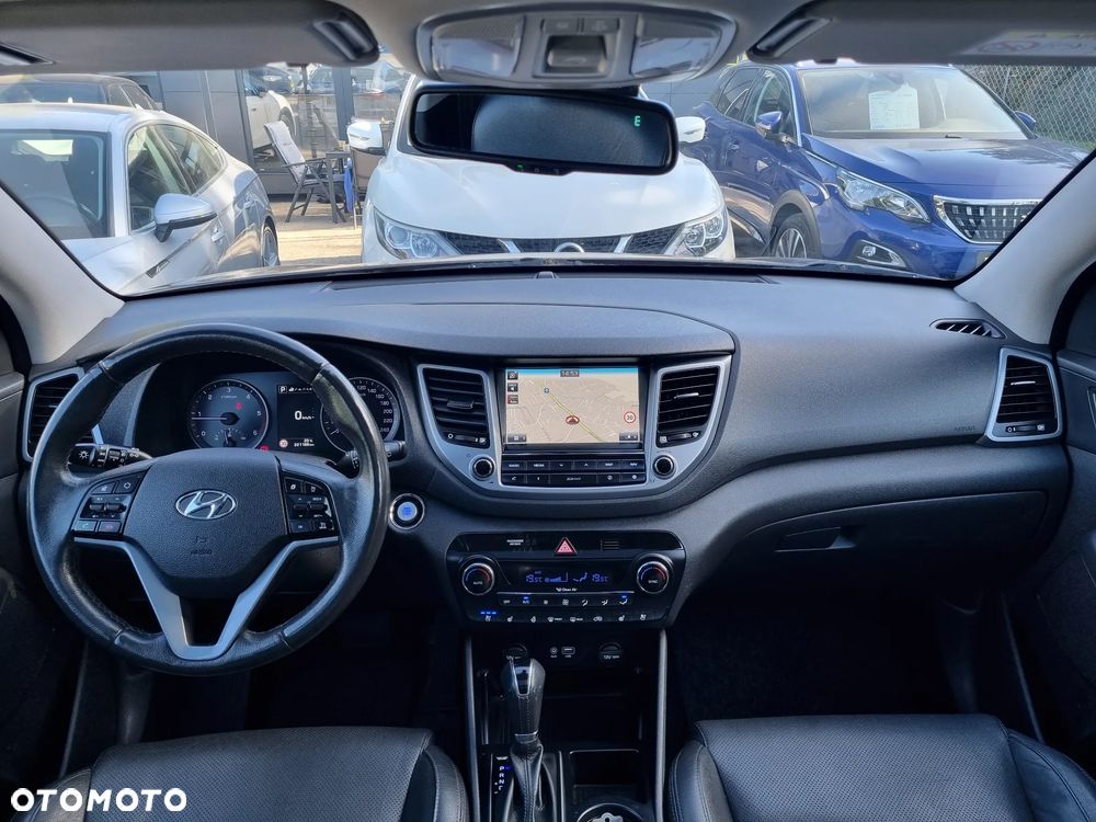 Hyundai Tucson 2.0 CRDi 4WD Automatik Premium - 16