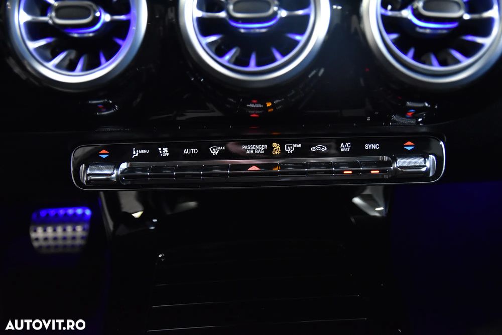 Mercedes-Benz A 220 d Sedan 8G-DCT AMG Line - 20