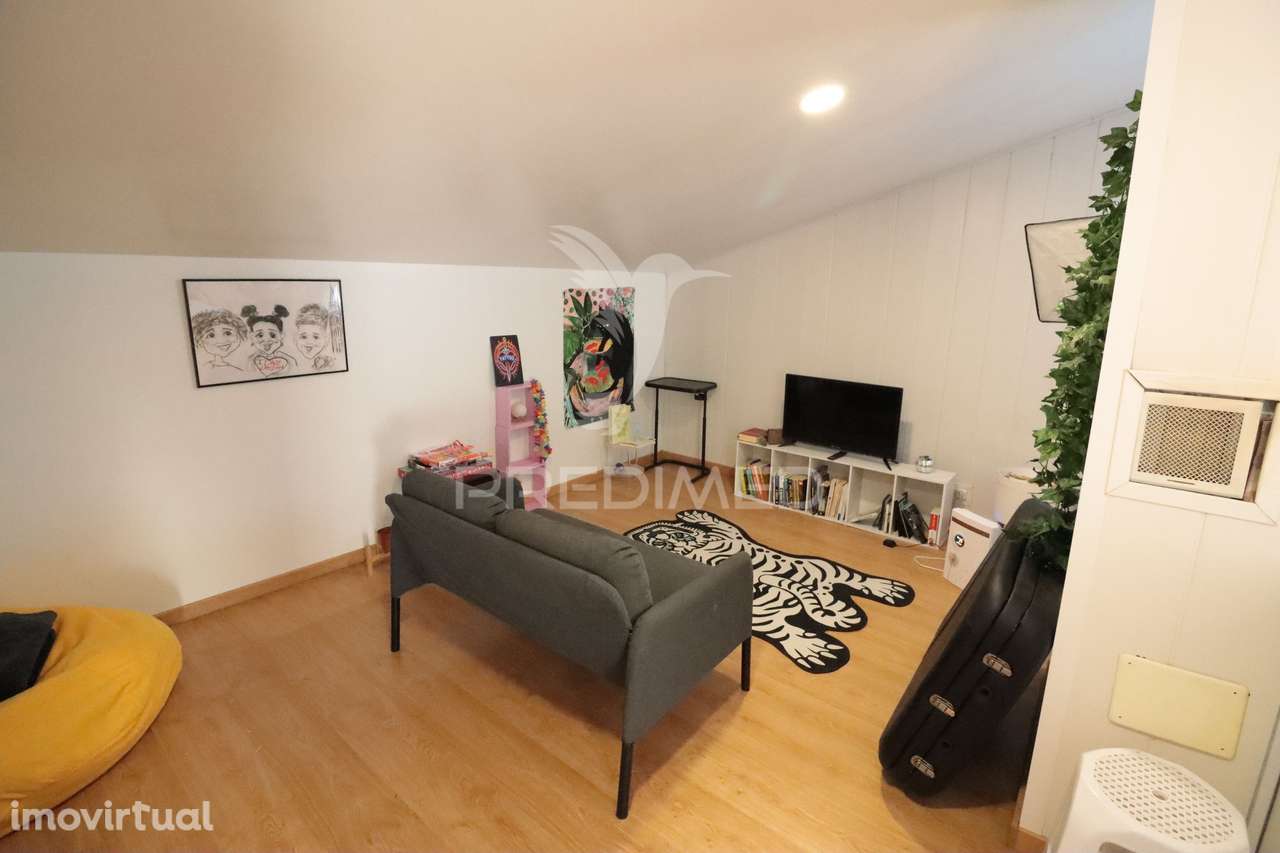 MORADIA T4+2 EM PONTÉVEL A 42 MINUTOS AEROPORTO DE LISBOA - Grande imagem: 4/27