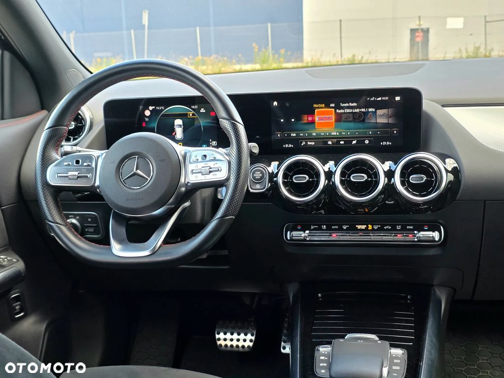 Mercedes-Benz GLA 200 d 8G-DCT AMG Line - 17