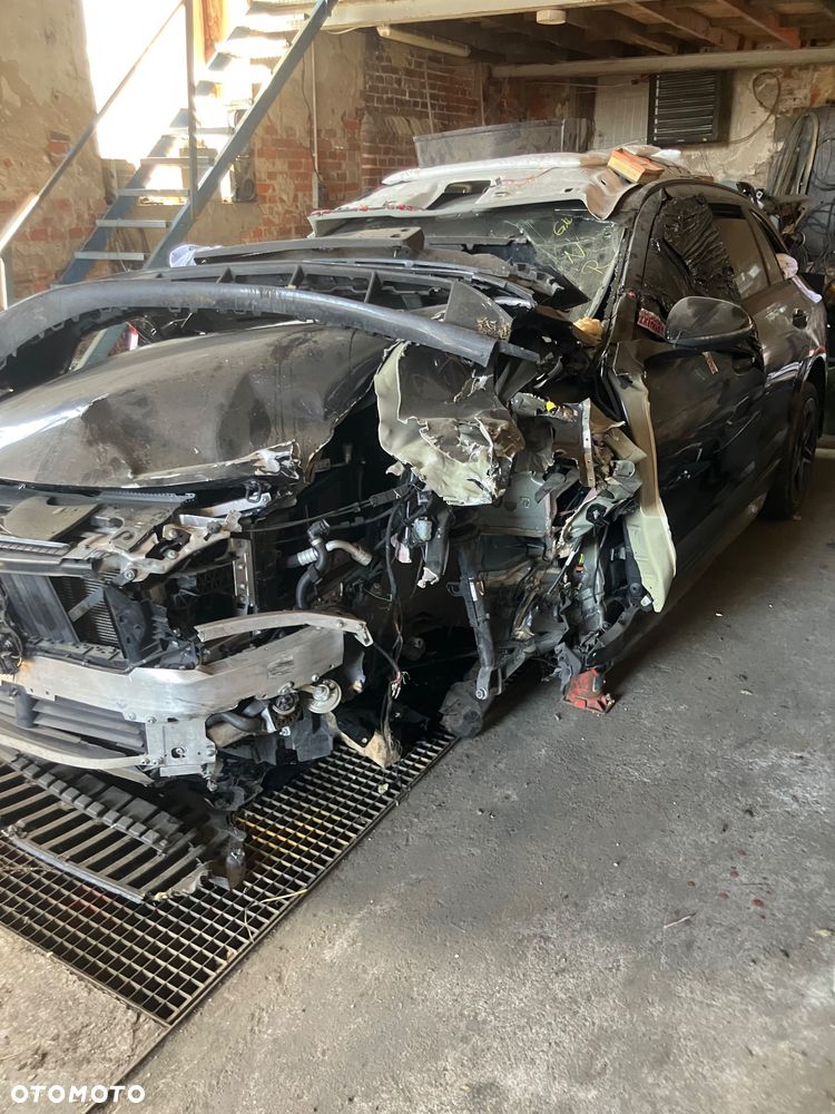 Mercedes-Benz Klasa C 220 d 9G-TRONIC AMG Line - 4