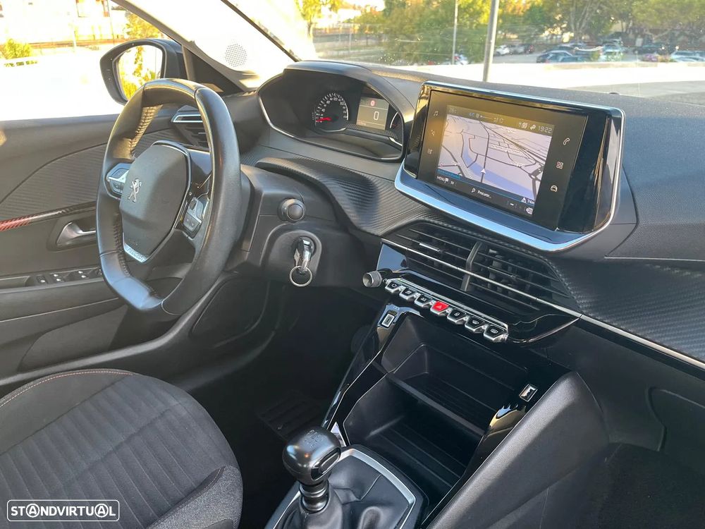 Peugeot 208 1.2 PureTech Active - 15