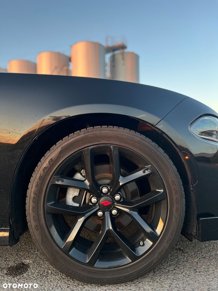 Dodge Charger 5.7 R/T - 15