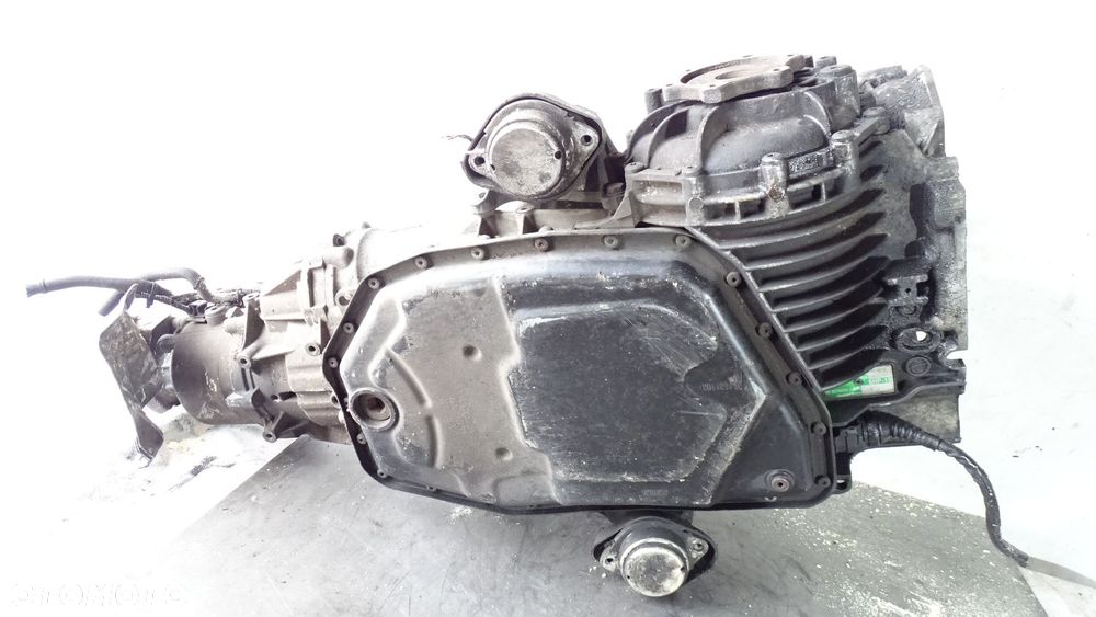 SKRZYNIA BIEGÓW AUTOMAT HKG AUDI A6 C6 3.0TDI - 14