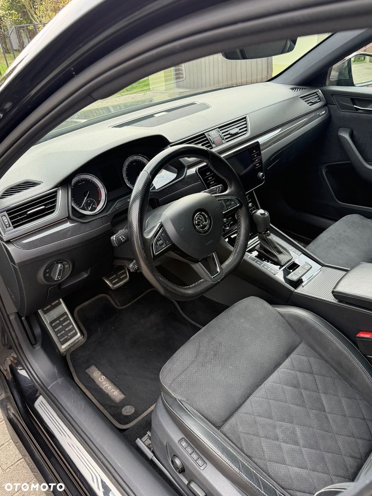Skoda Superb 2.0 TDI Sportline DSG - 7