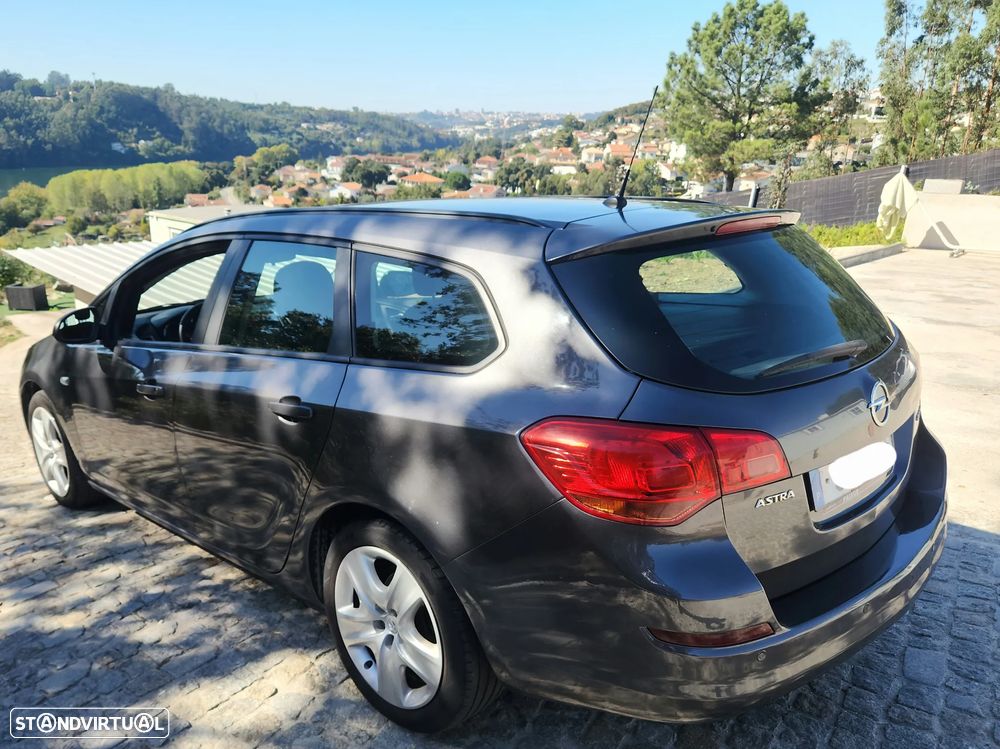 Opel Astra Sports Tourer 1.3 CDTi Executive S/S - 6