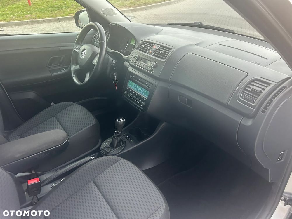 Skoda Roomster 1.2 TSI DSG Elegance - 28