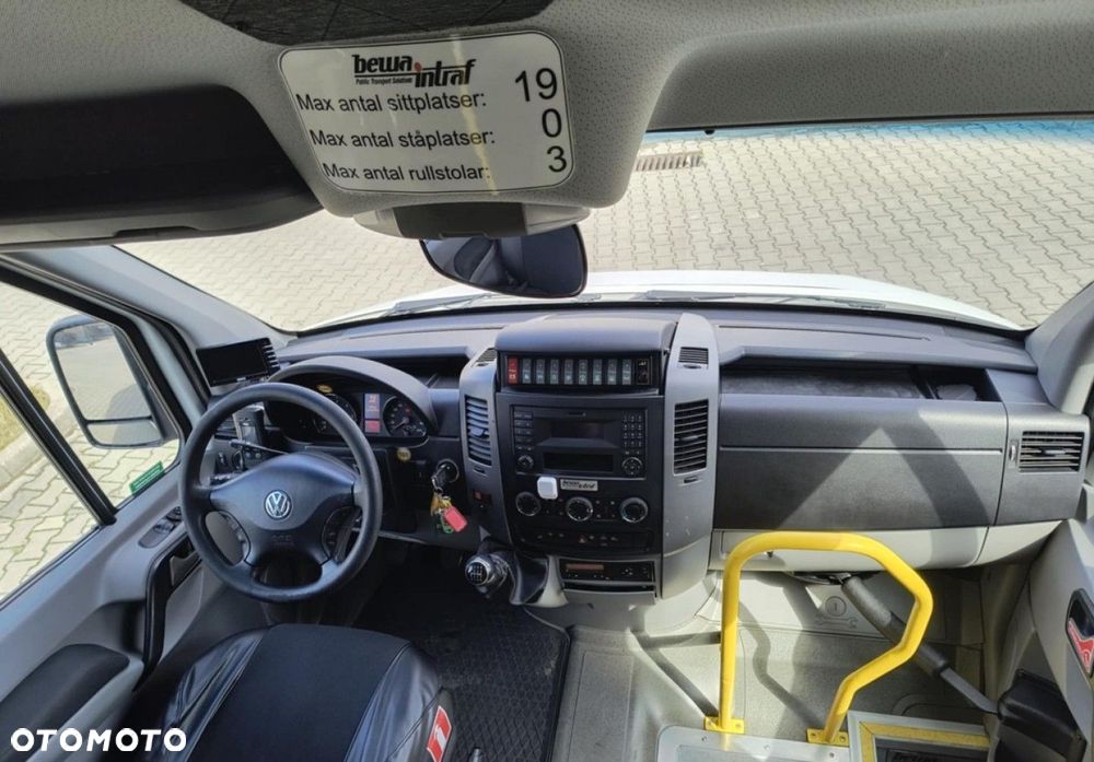 Volkswagen CRAFTER - 8