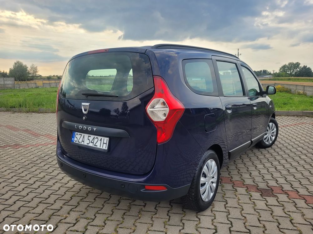Dacia Lodgy 1.6 MPI 85 Laureate - 10