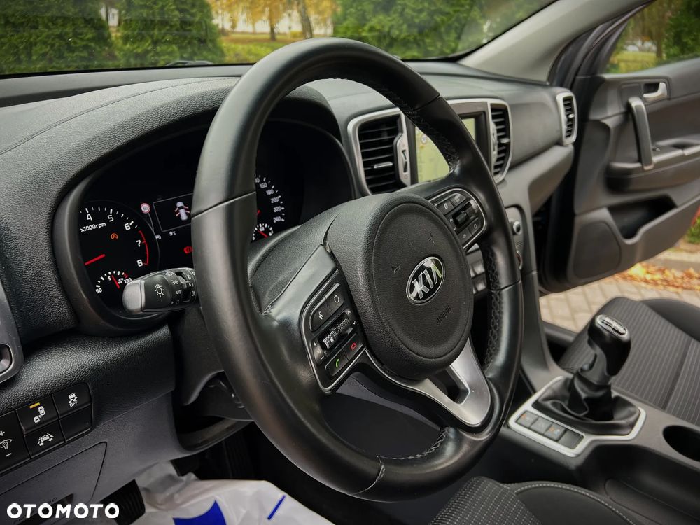 Kia Sportage 1.6 GDI Black Edition 2WD - 32