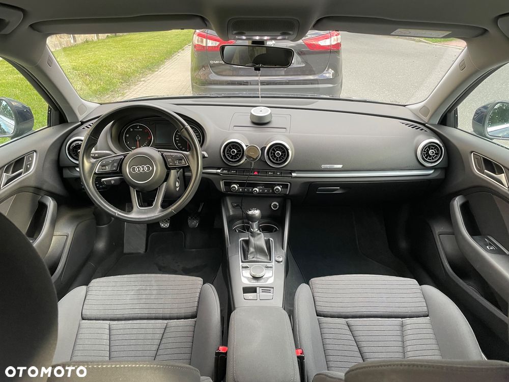 Audi A3 Sportback 1.6 FSI S line Sportpaket plus - 14