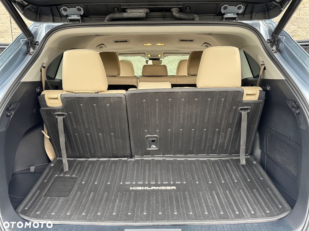 Toyota Highlander - 10