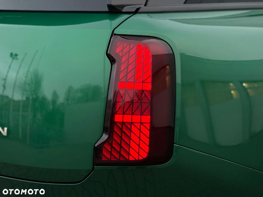 MINI Countryman Cooper Classic Trim - 7