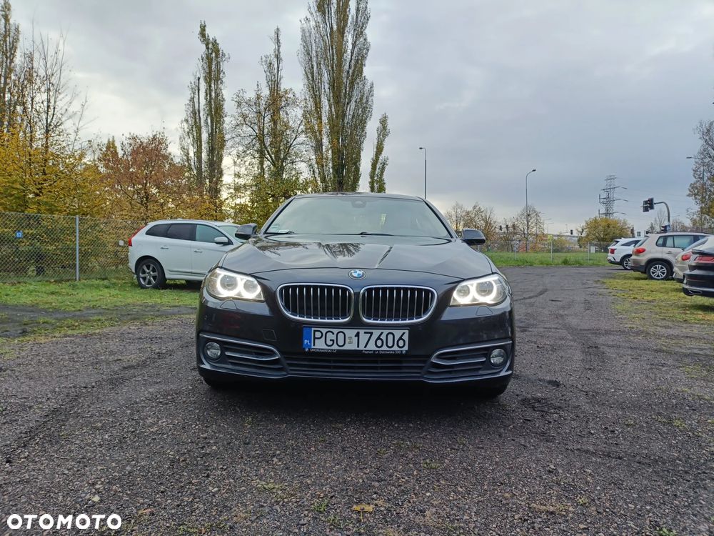 BMW Seria 5 520d Luxury Line - 1