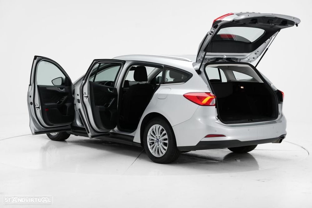 Ford Focus SW - 5