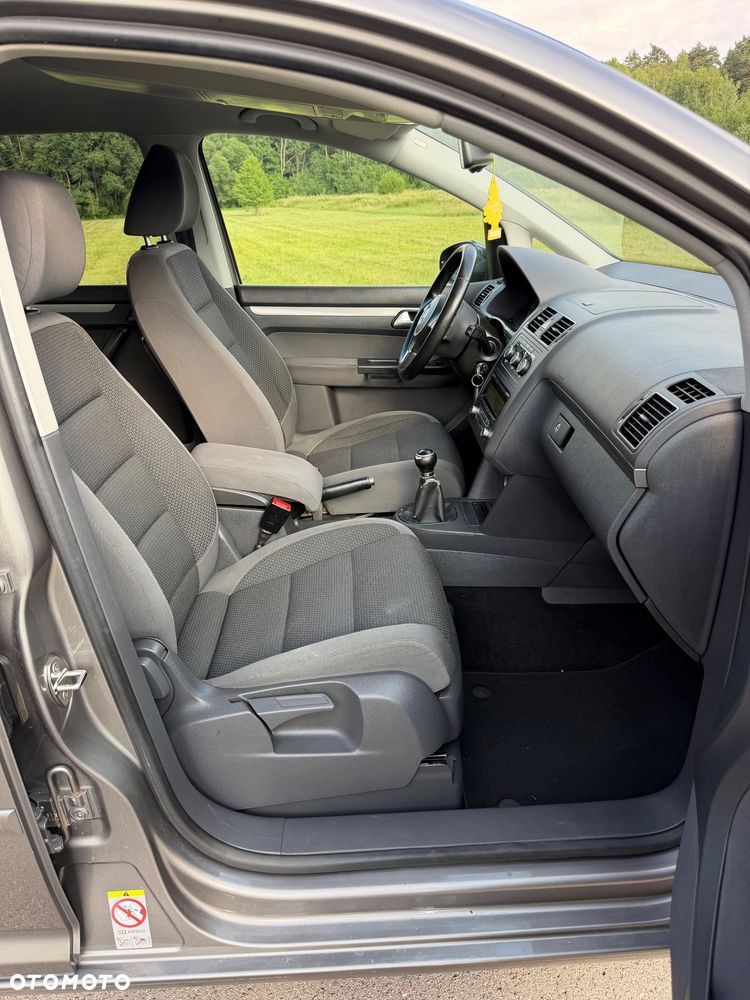 Volkswagen Touran 1.6 TDI DPF BlueMotion Technology STYLE - 19