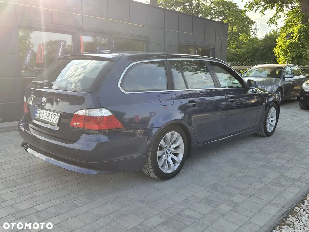BMW Seria 5 520i - 12
