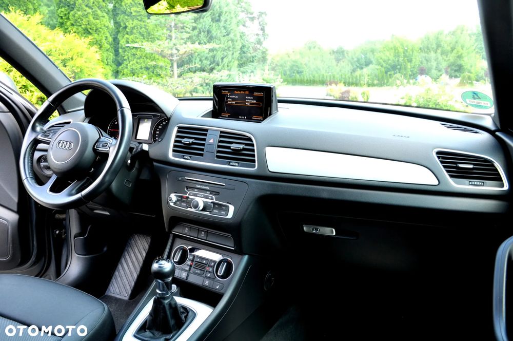 Audi Q3 2.0 TDI Design - 29