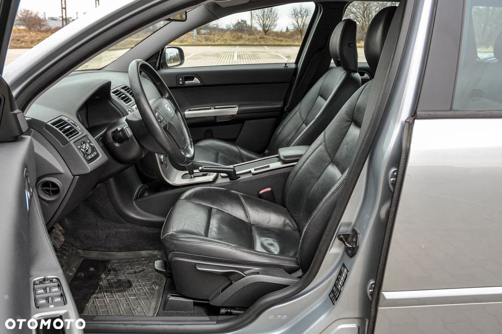 Volvo V50 - 7