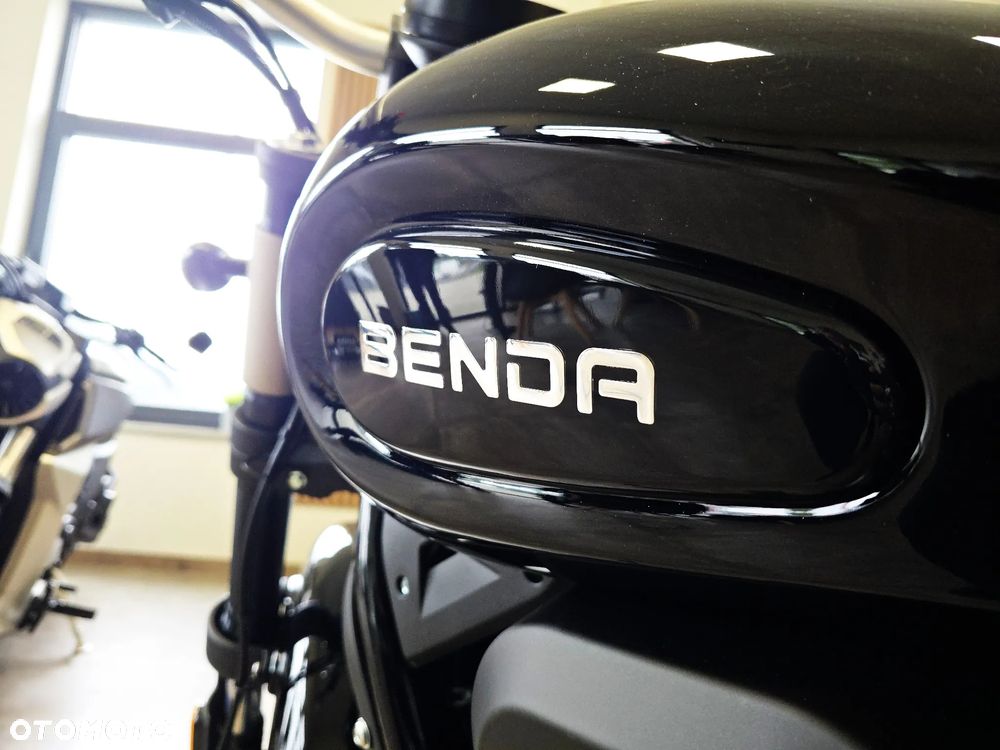 Benda Chinchilla 125 - 4