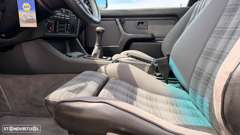 BMW M3 Standard - 40