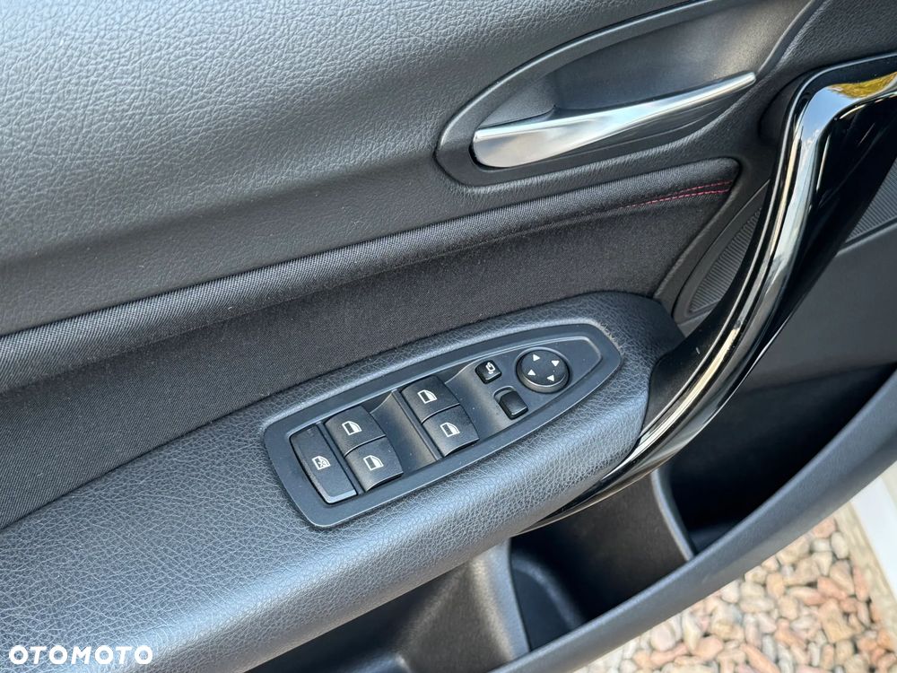 BMW Seria 1 118i Sport Line - 13