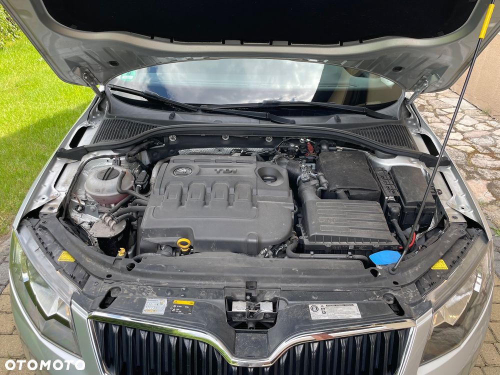 Skoda Octavia 1.6 TDI Green tec Edition - 20