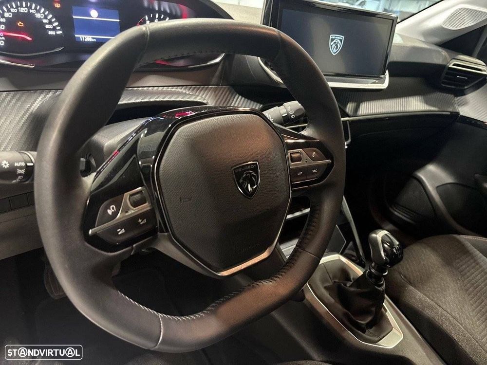 Peugeot 208 1.2 PureTech Style - 12
