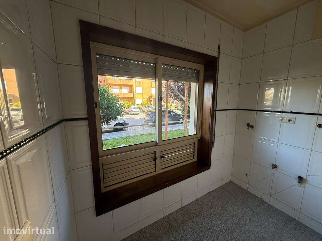 Apartamento T2 com garagem e arrecadação em condomínio com piscina,... - Grande imagem: 4/18