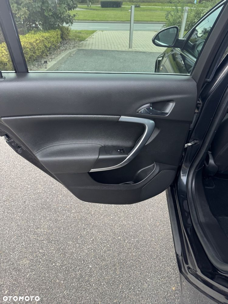Opel Insignia 2.0 CDTI 4x4 Sports Tourer - 12