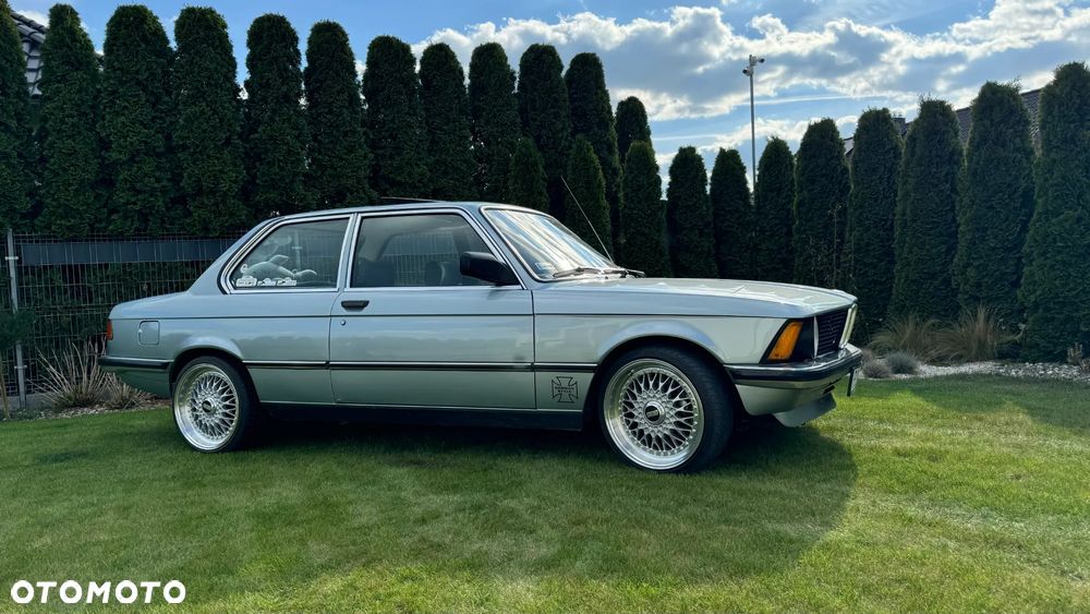 BMW Seria 3 - 1