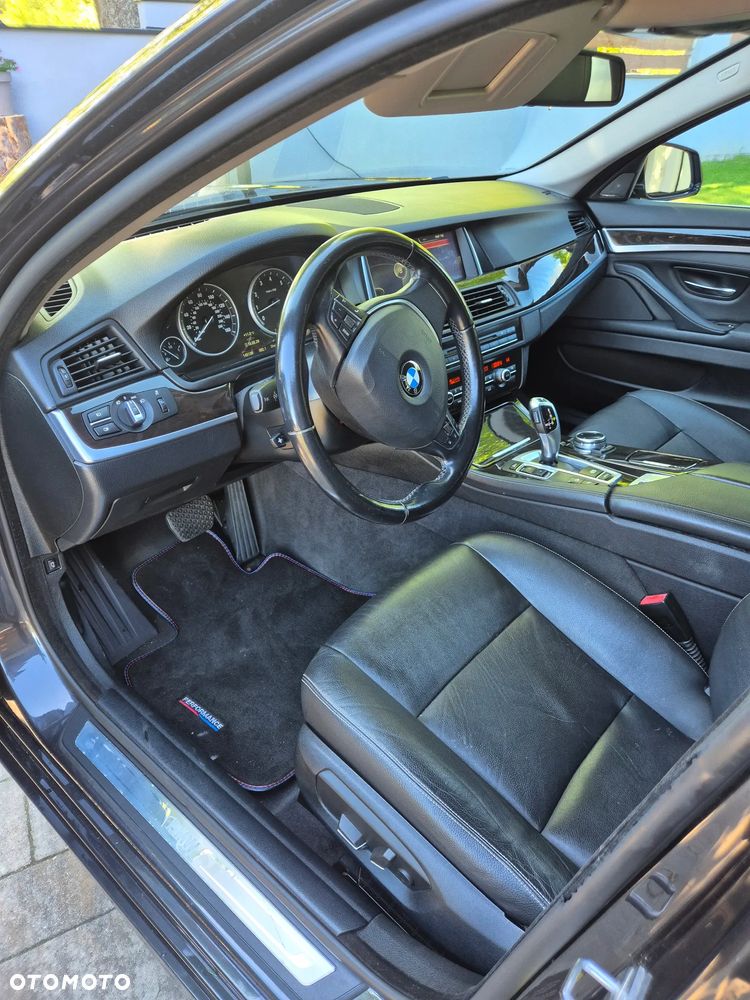 BMW Seria 5 535i - 5