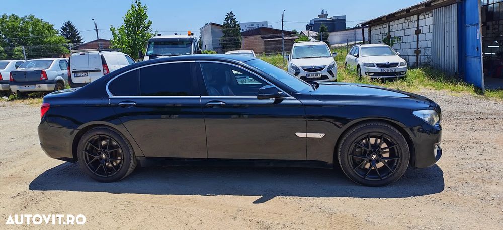 BMW Seria 7 740d xDrive - 4