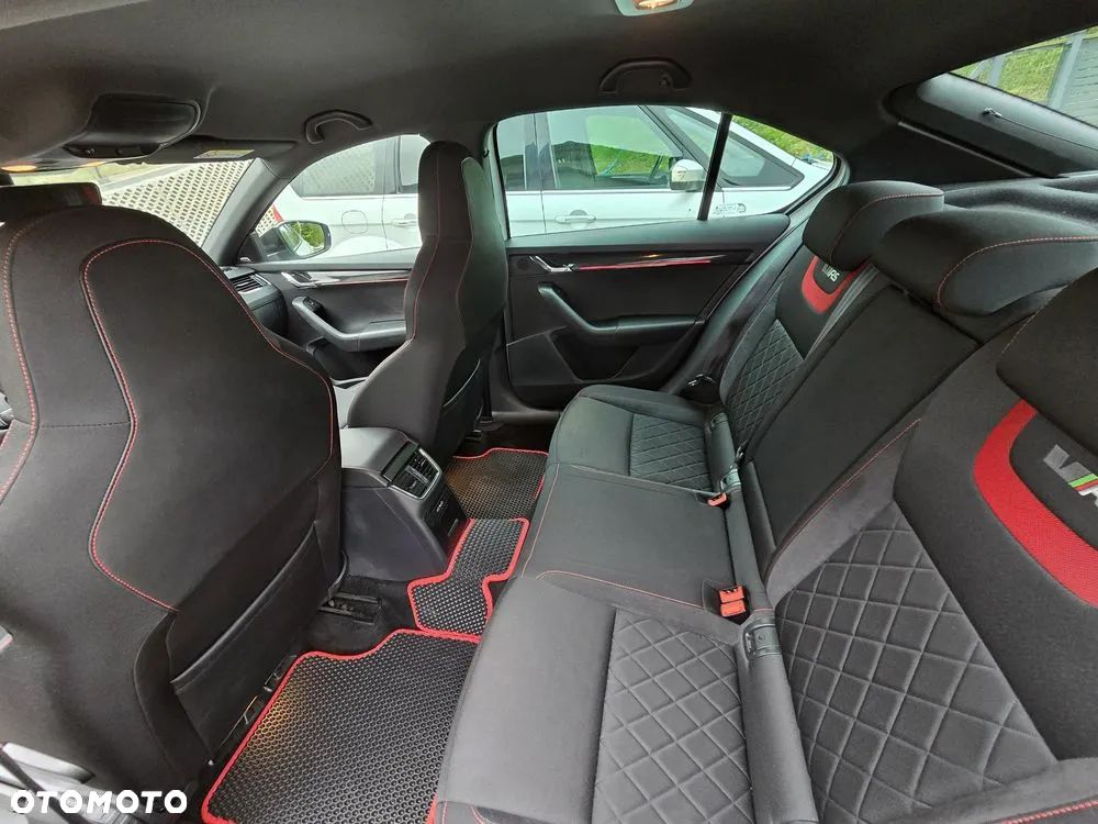 Skoda Octavia 2.0 TDI 4x4 RS DSG - 6