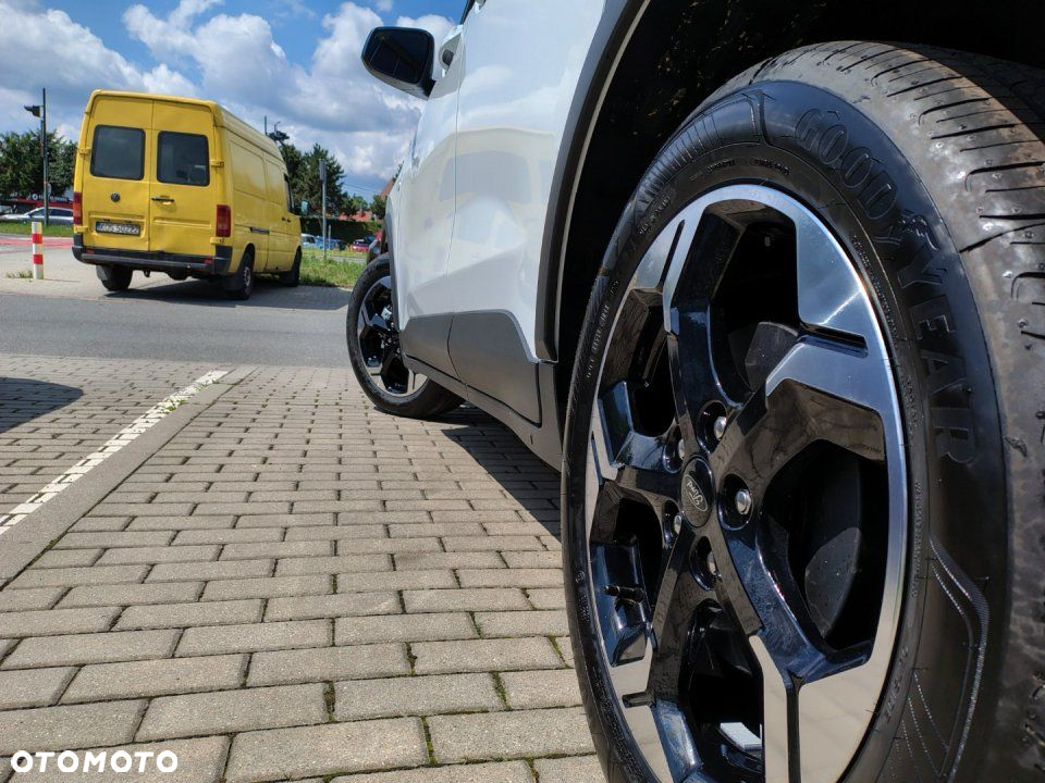 Ford Tourneo Courier - 26