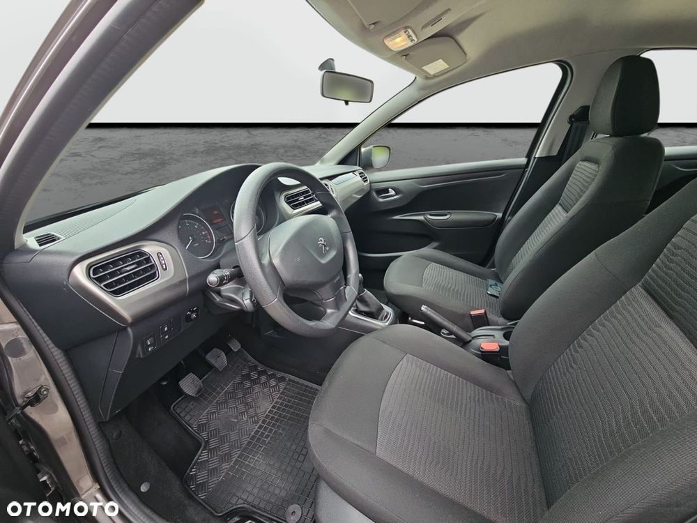 Peugeot 301 - 14