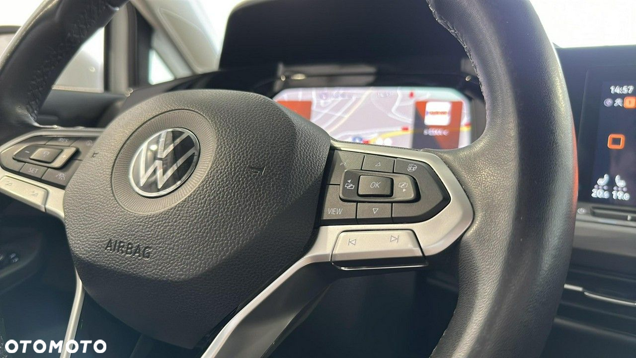 Volkswagen Golf - 21